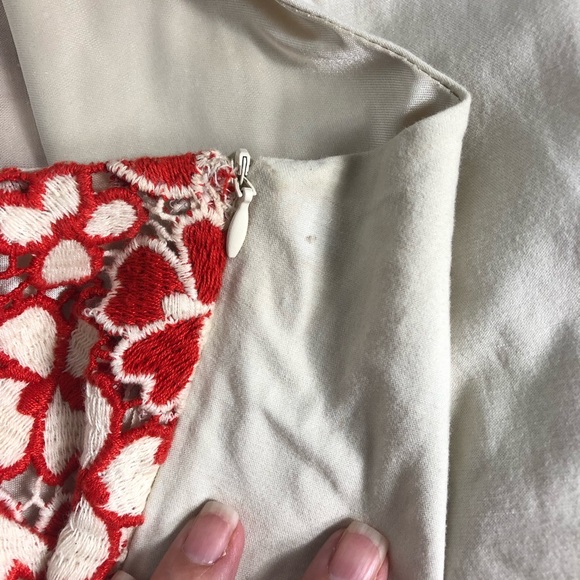 Yumi Embroidered Lace Overlay Red Cream Dress 4 - Picture 3 of 8